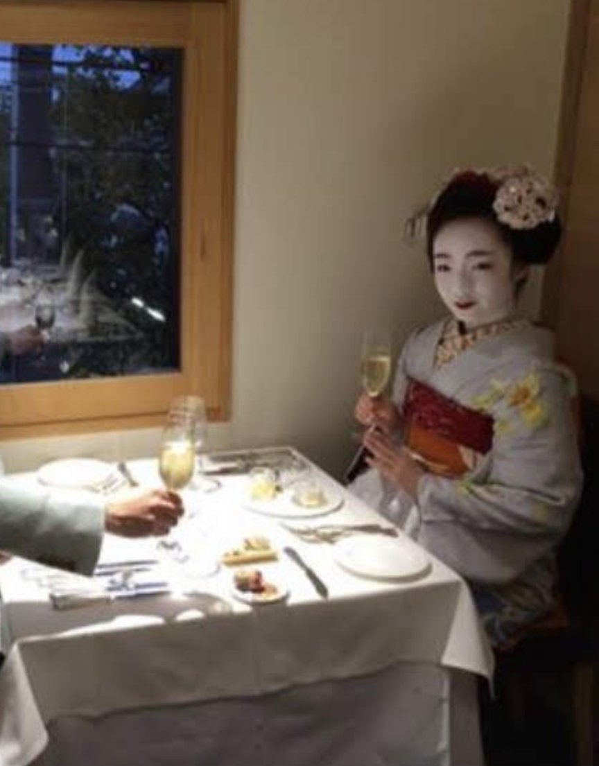 日本妹子曝光舞妓黑幕：未成年陪酒陪混浴，差点被卖掉初夜| Redian新闻