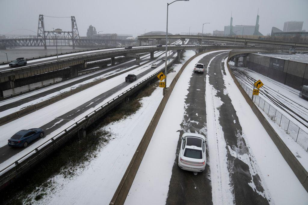 恐遭大雪袭击 波特兰宣布进入紧急状态